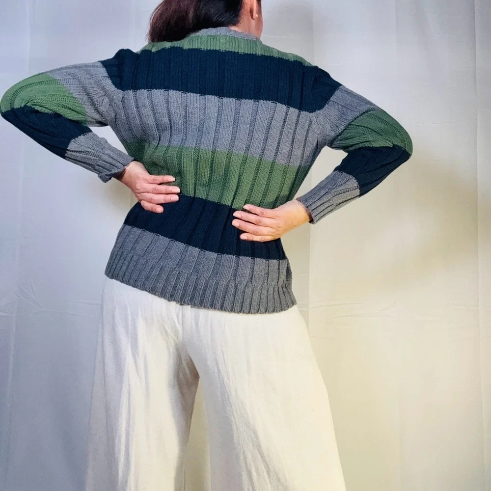 The Children's Place Navy and Olive Crewneck Sweater - Picture 5 of 8
